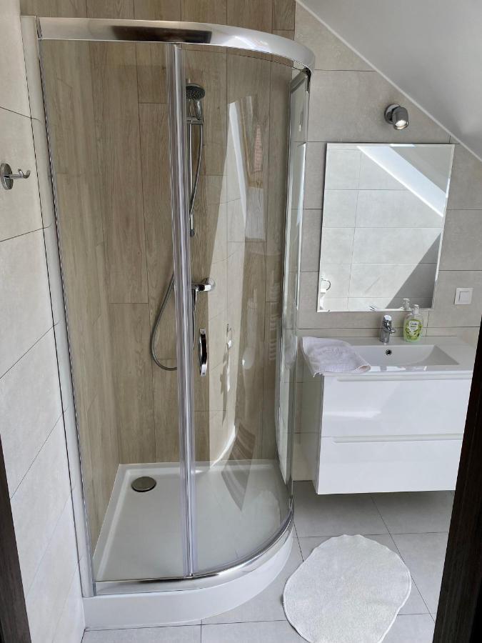 Gracja Bed & Breakfast วอร์ซอ ภายนอก รูปภาพ