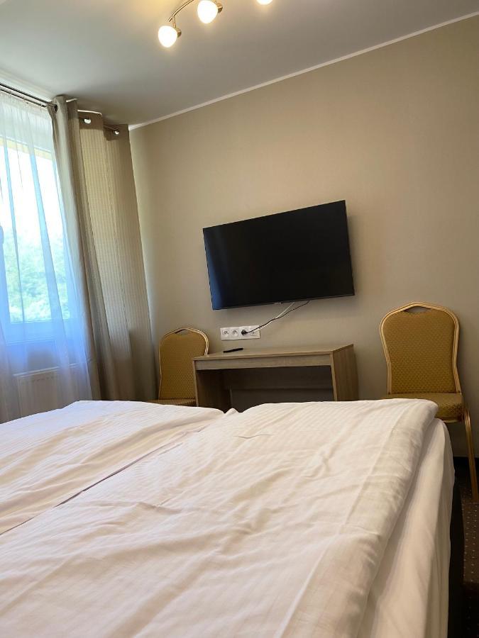 Gracja Bed & Breakfast วอร์ซอ ภายนอก รูปภาพ